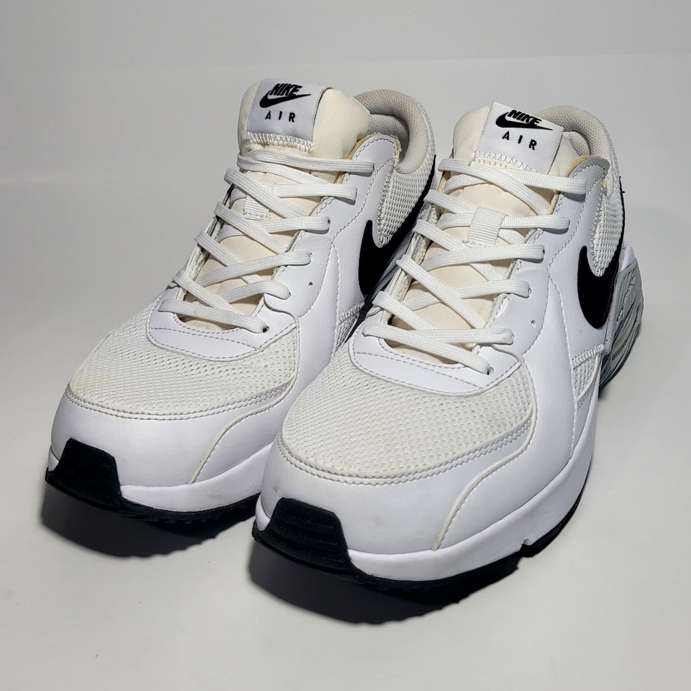 Nike Men's Air Max Excee White Size 11 Sneakers Shoes